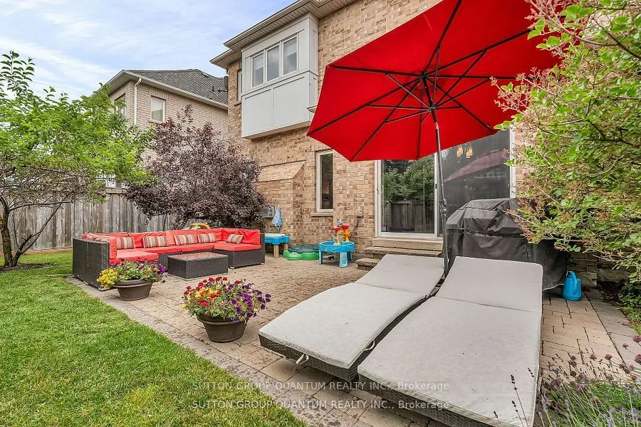 5 Riverstone Drive