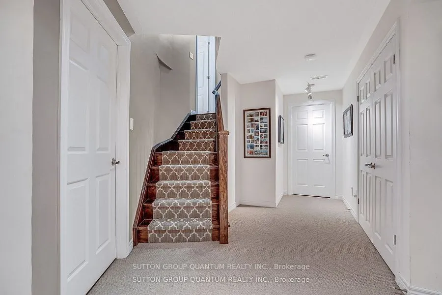 5 Riverstone Drive