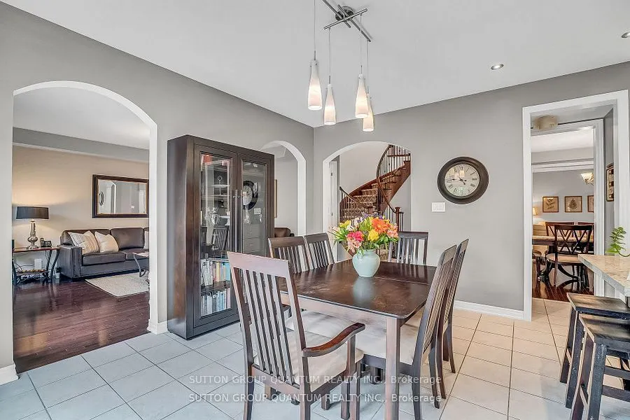 5 Riverstone Drive