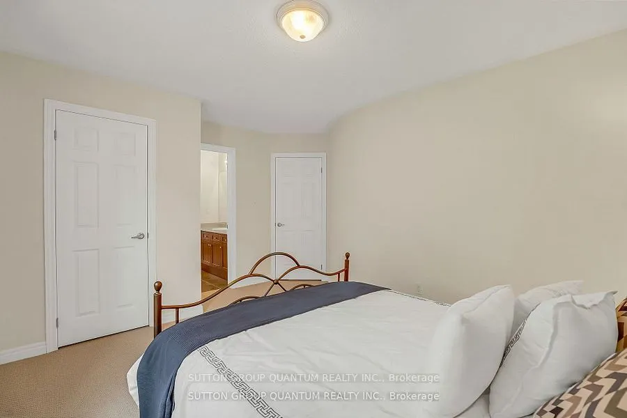 5 Riverstone Drive