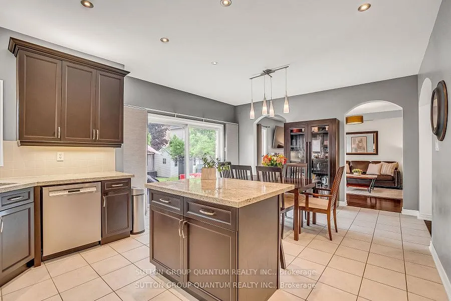 5 Riverstone Drive