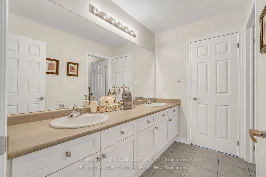 5 Riverstone Drive
