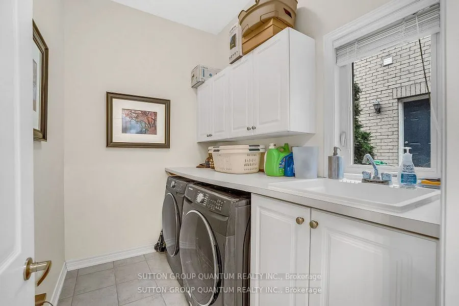 5 Riverstone Drive