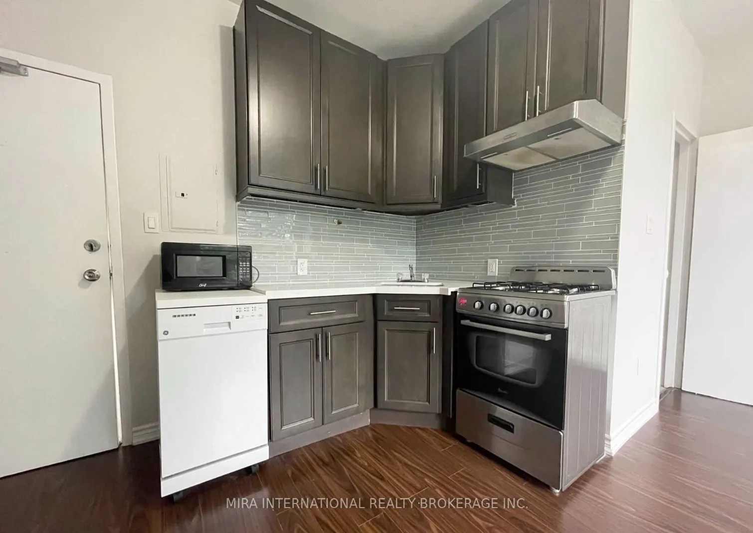 70 Melbourne Avenue, #201