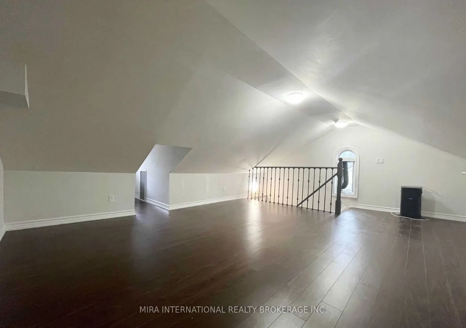 70 Melbourne Avenue, #201