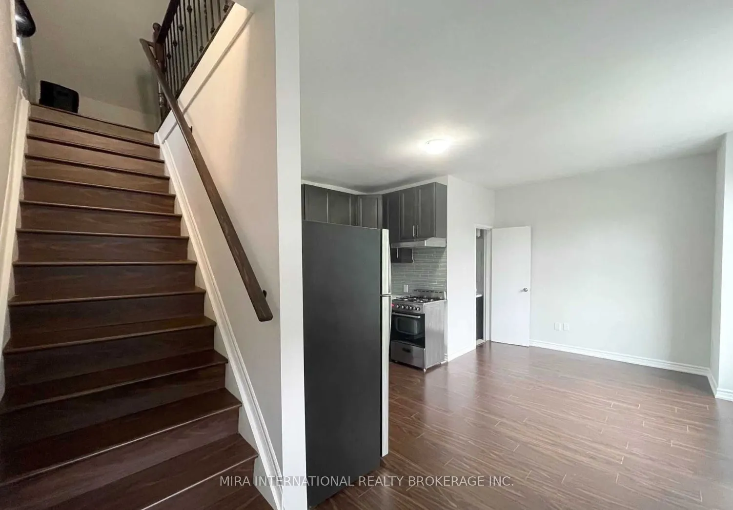 70 Melbourne Avenue, #201