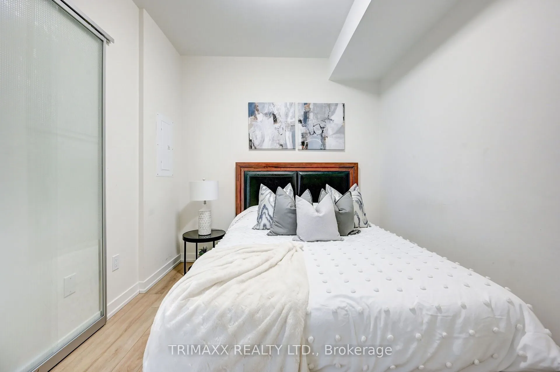 12 Symes Road, #102