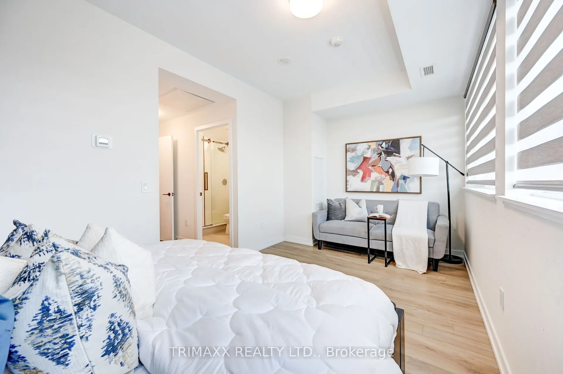 12 Symes Road, #102