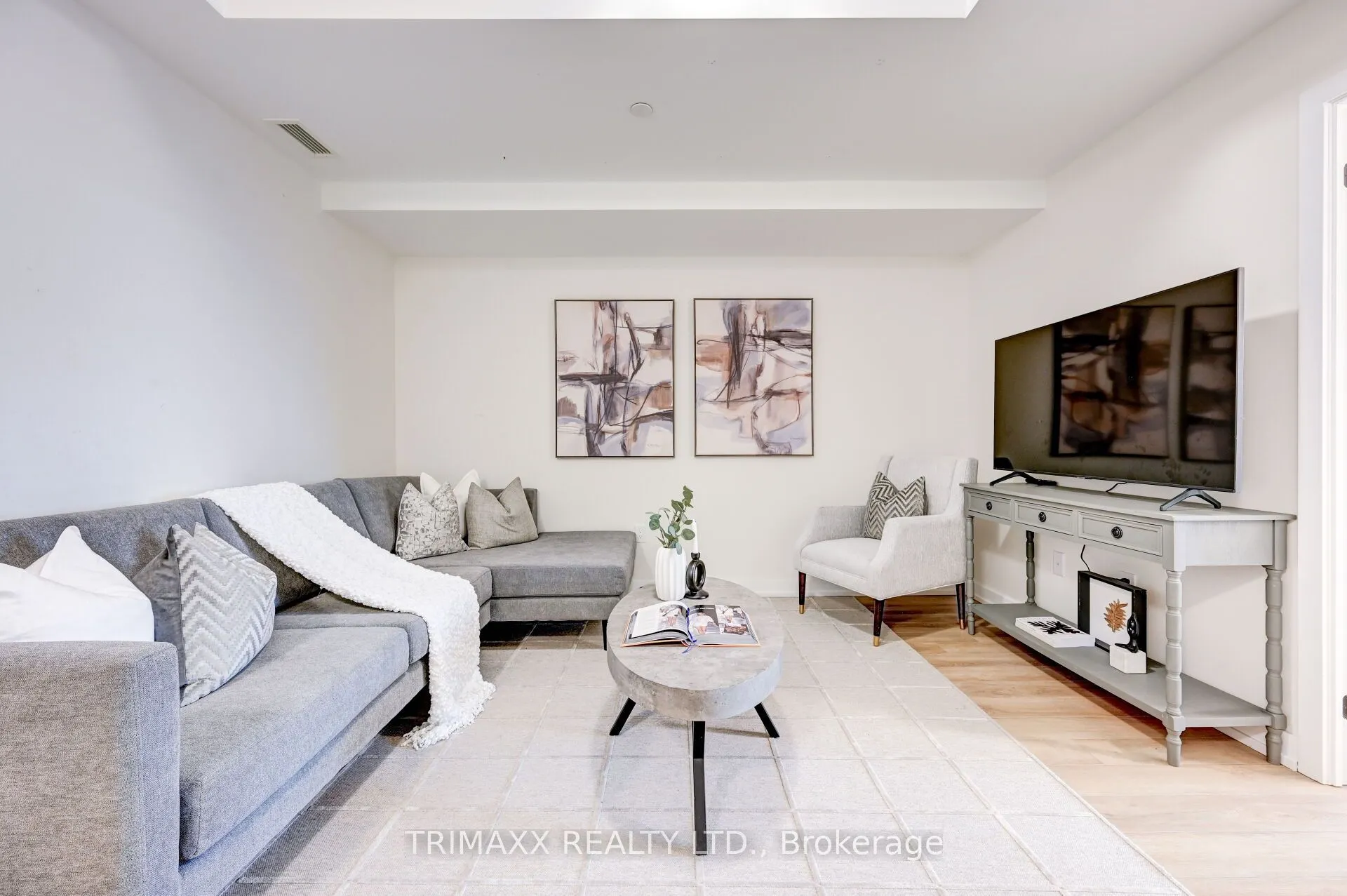 12 Symes Road, #102