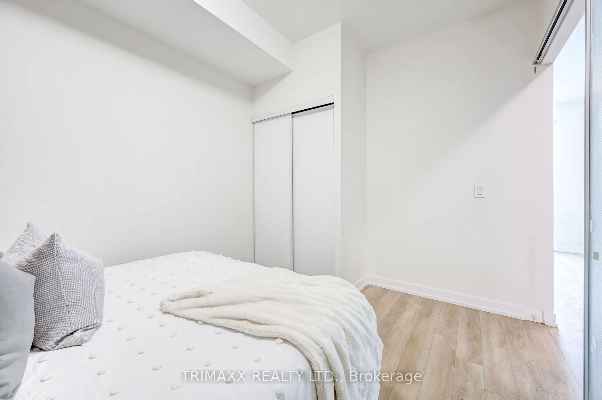 12 Symes Road, #102