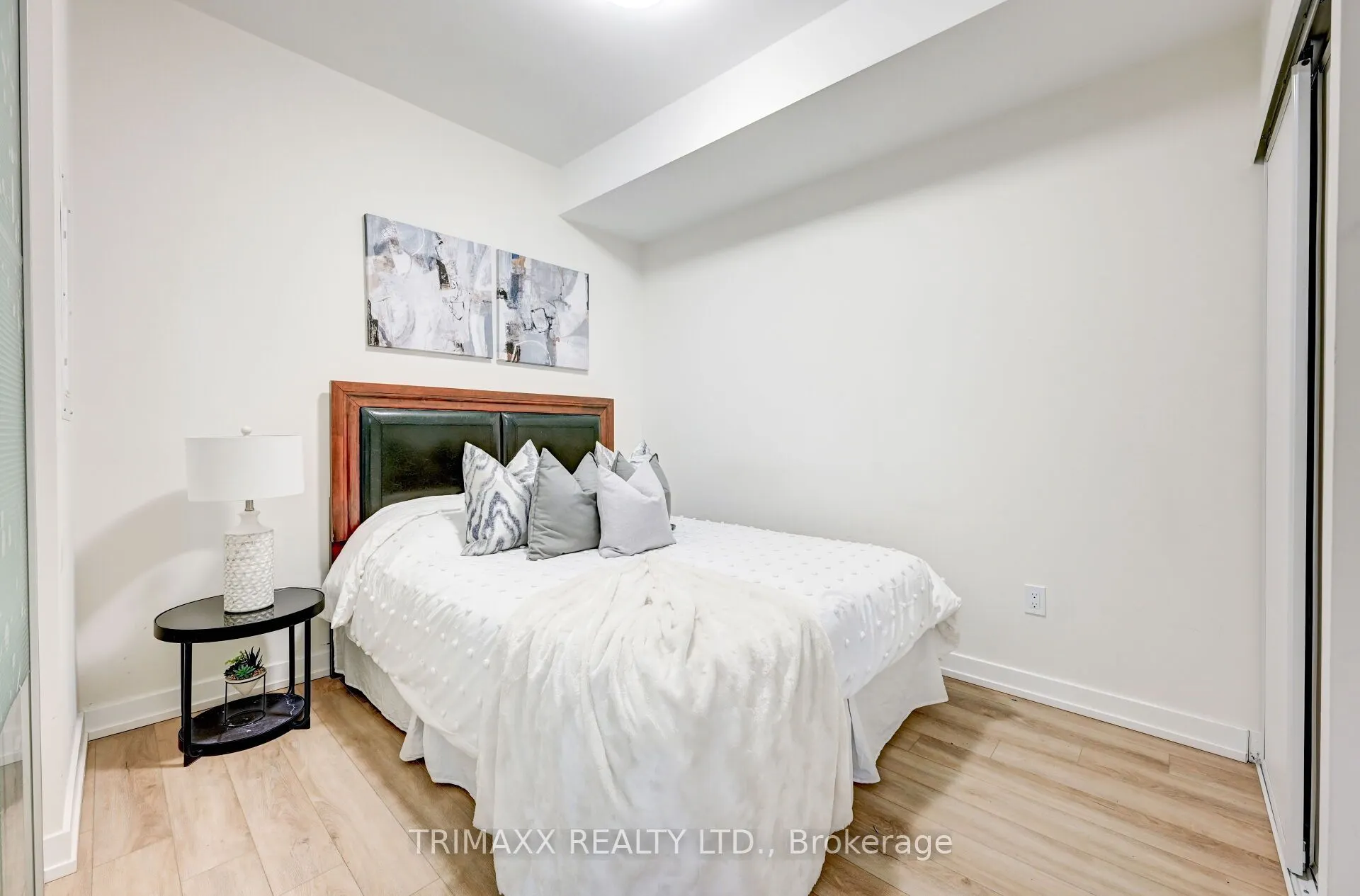 12 Symes Road, #102
