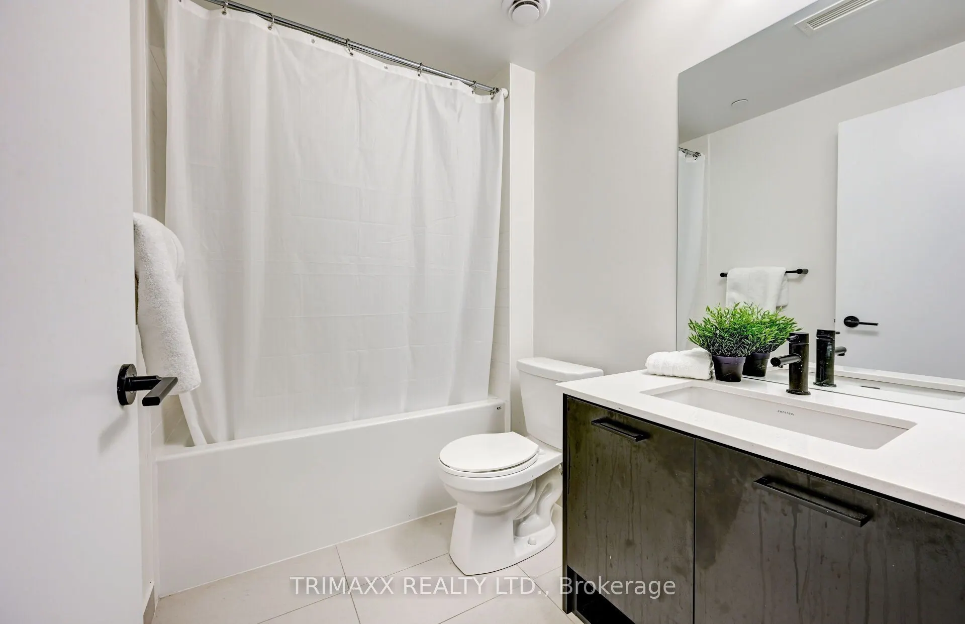 12 Symes Road, #102