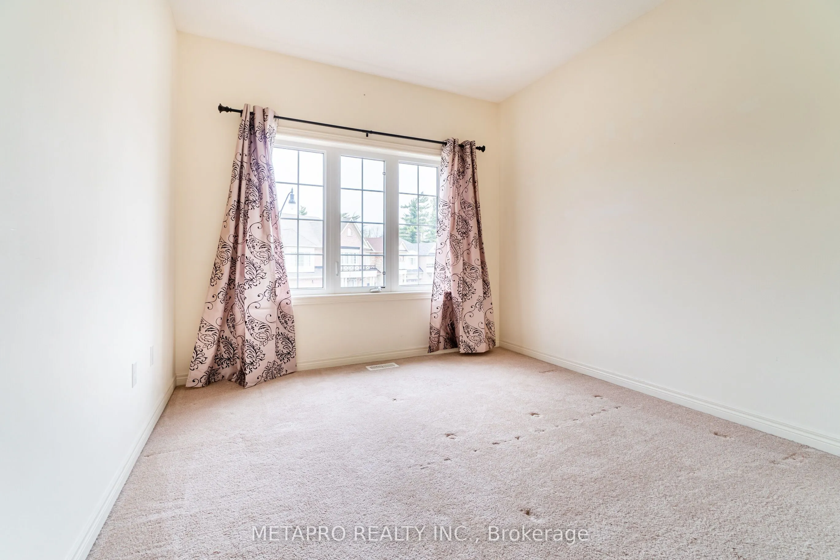 69 George Robinson Drive