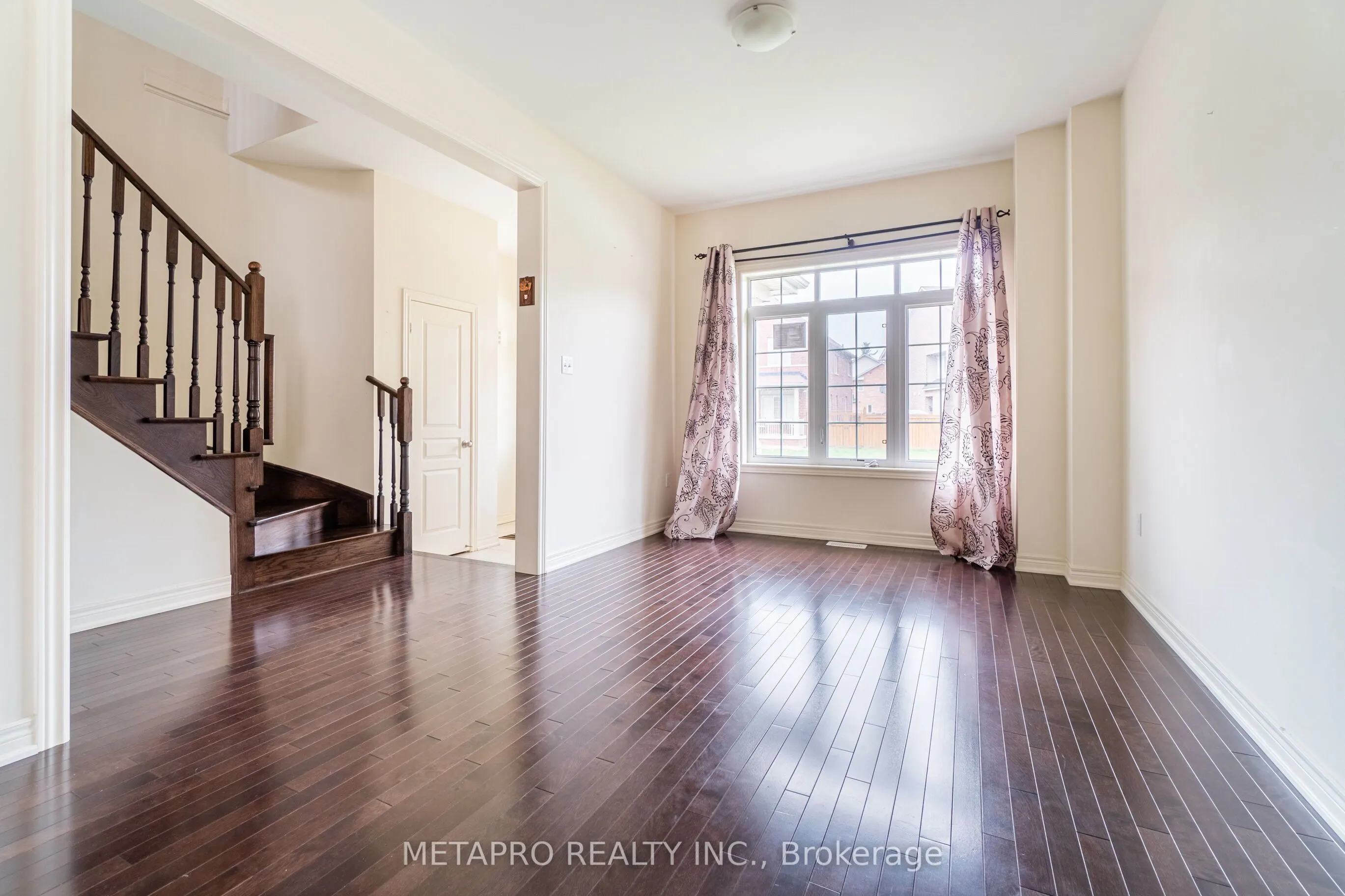 69 George Robinson Drive