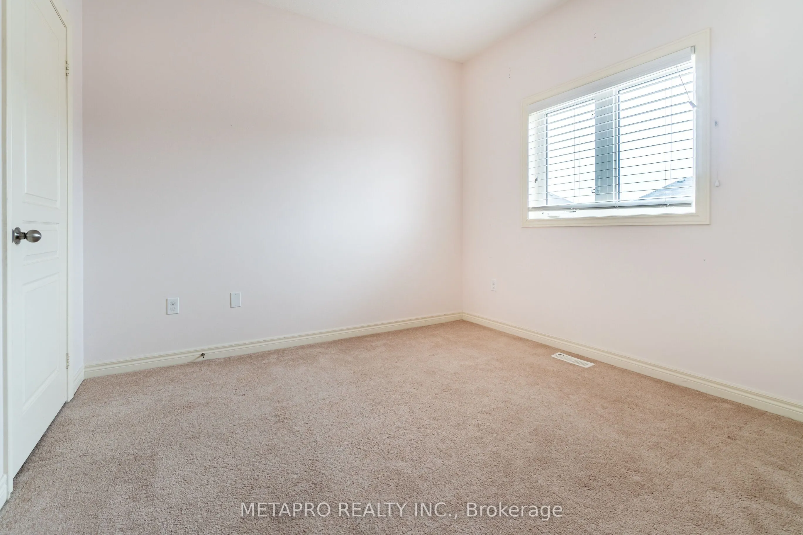69 George Robinson Drive