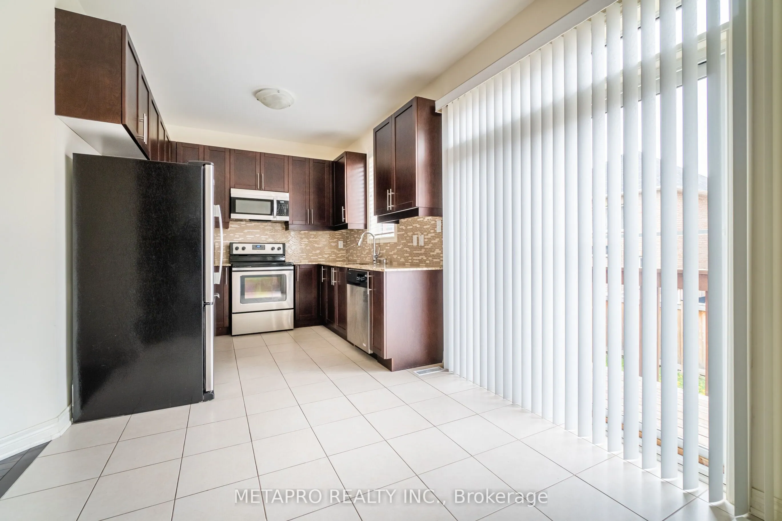 69 George Robinson Drive