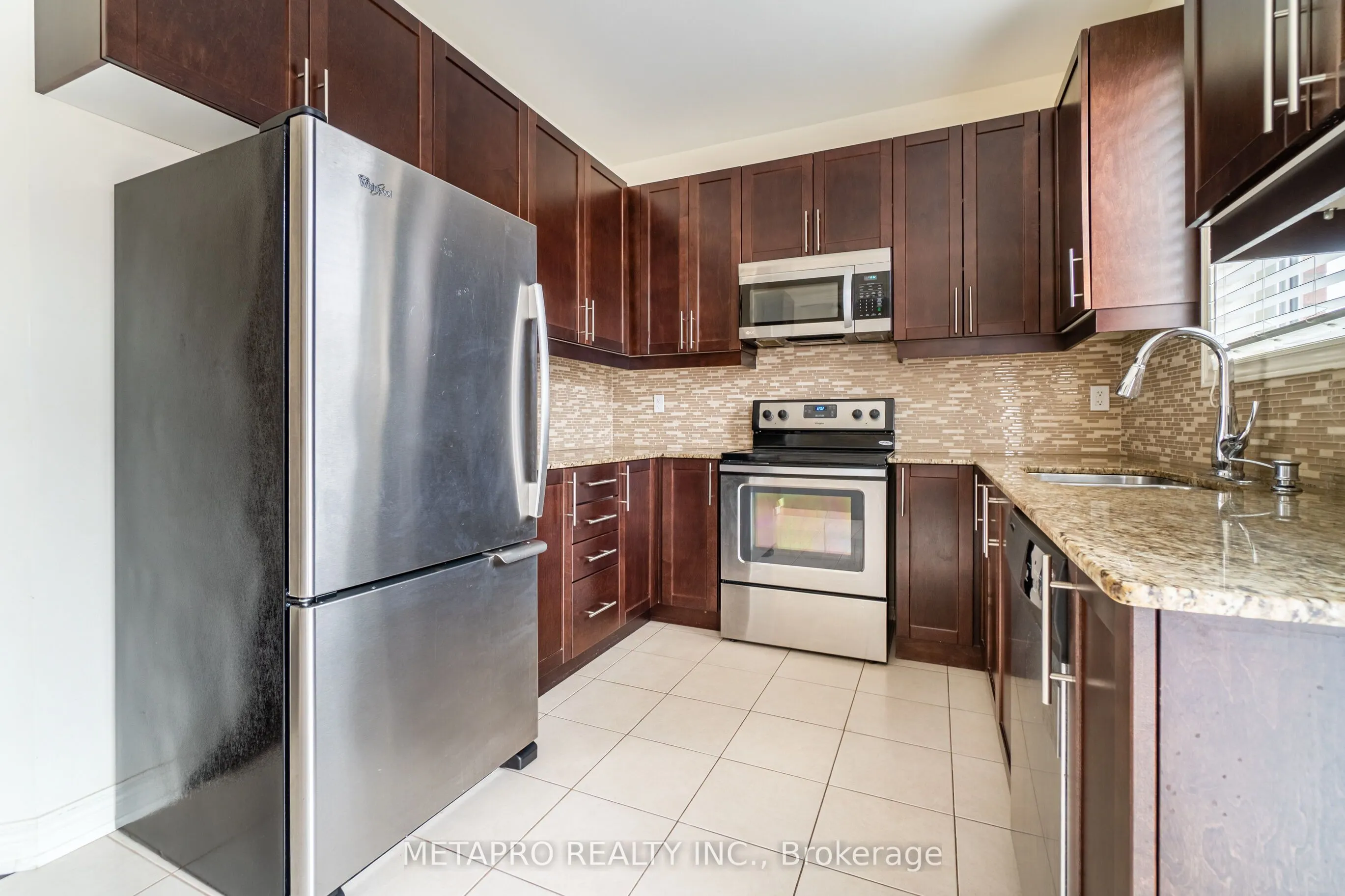 69 George Robinson Drive