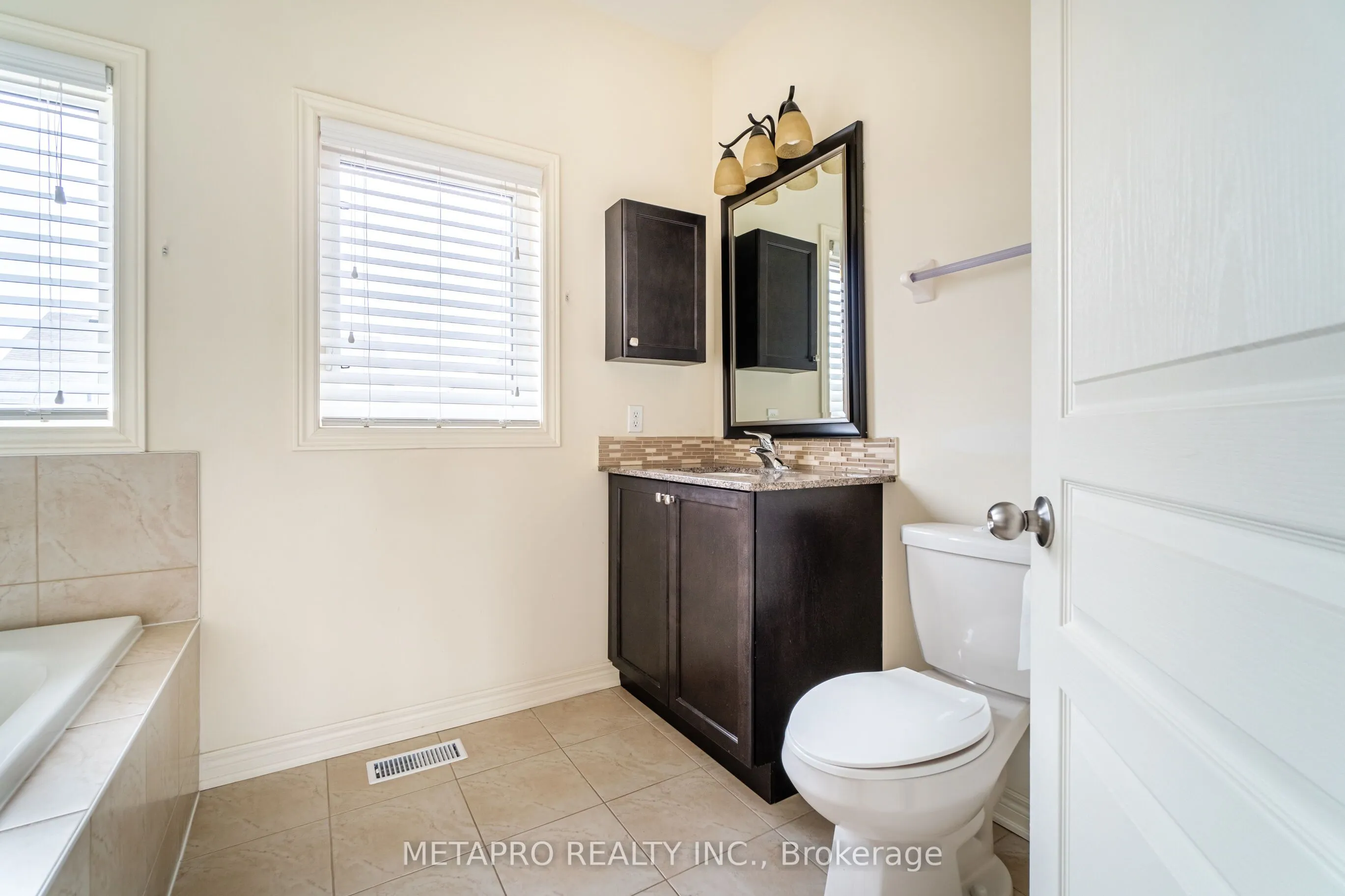 69 George Robinson Drive