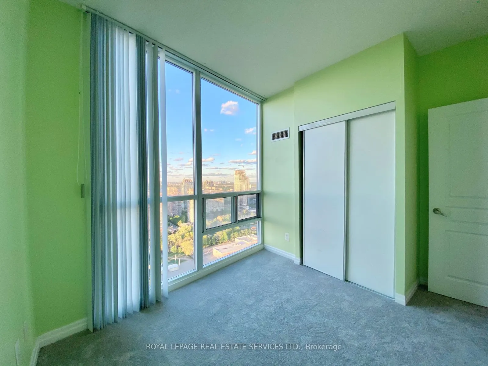 223 Webb Drive, #2706
