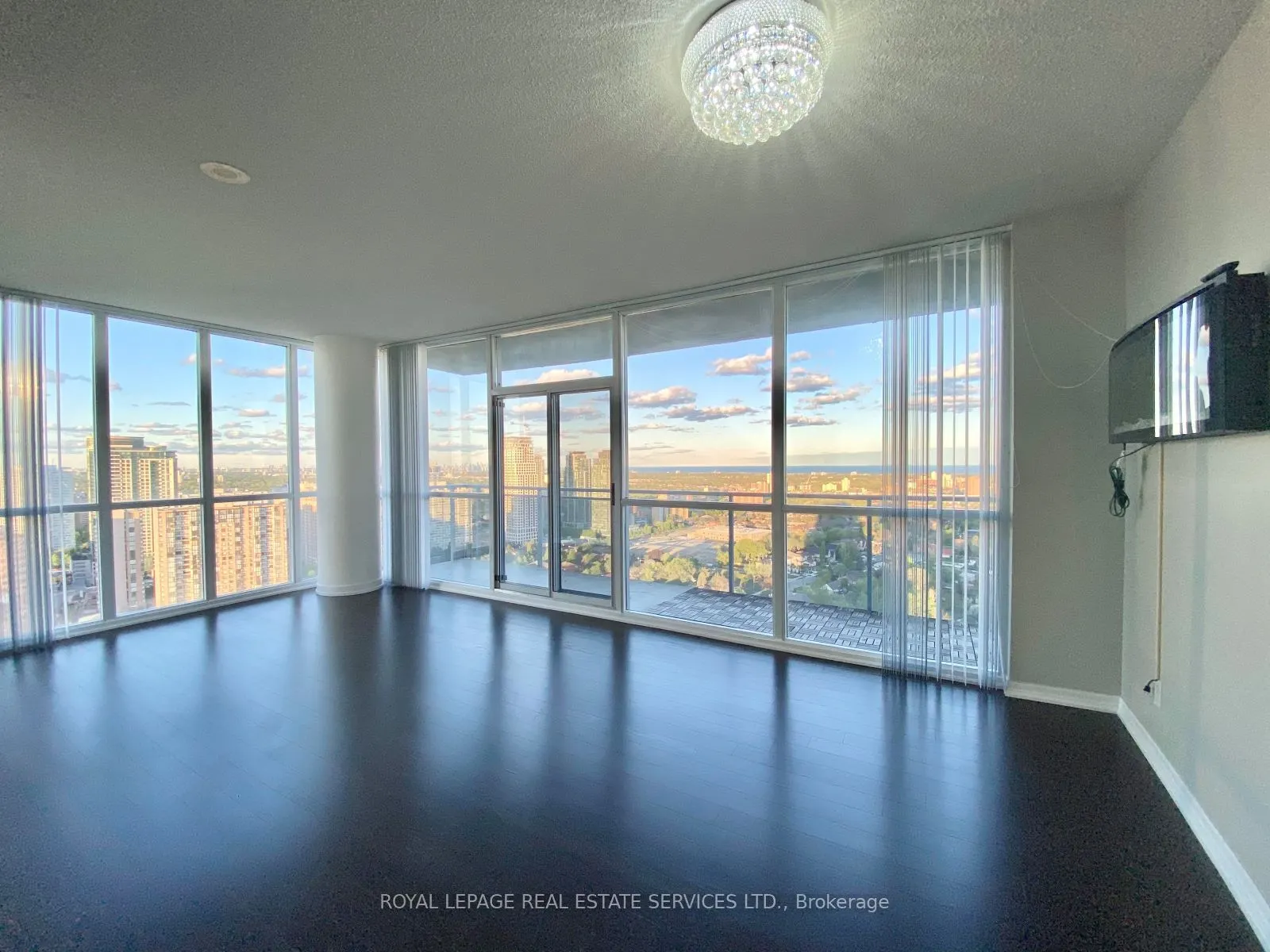 223 Webb Drive, #2706
