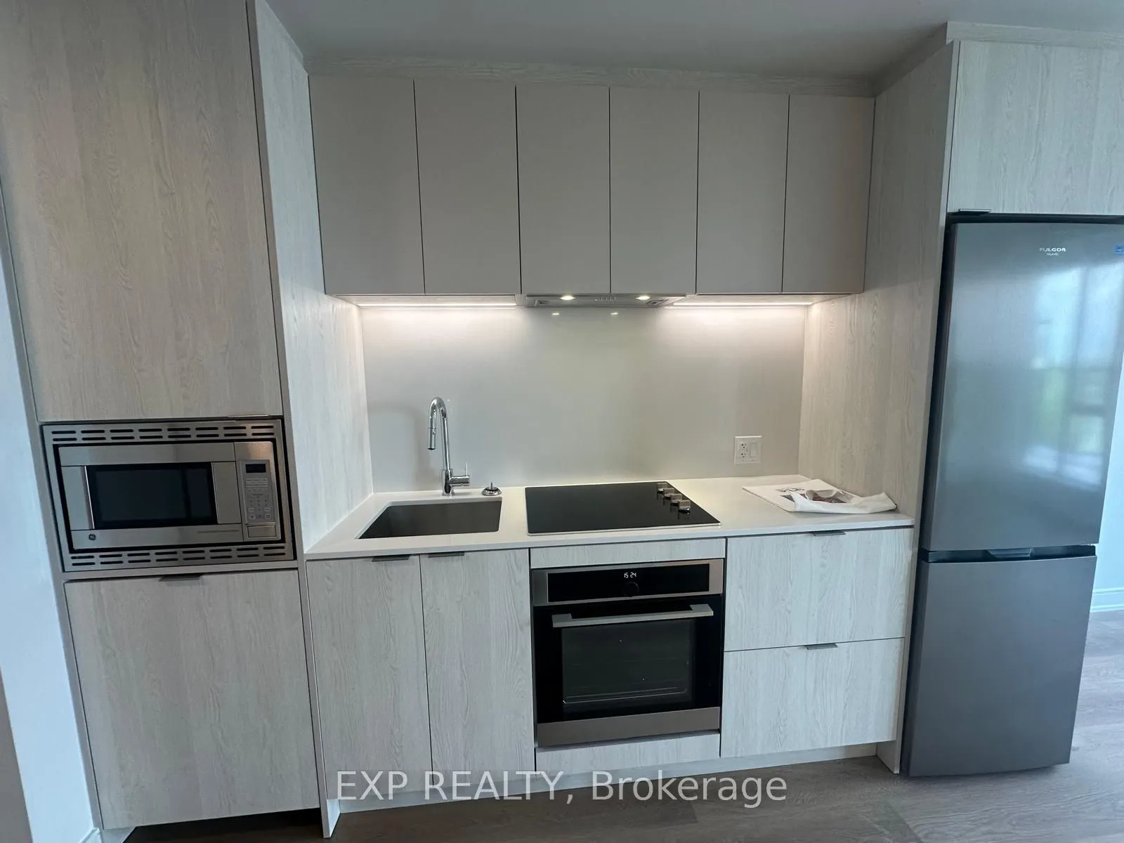 3009 Novar Road, #22