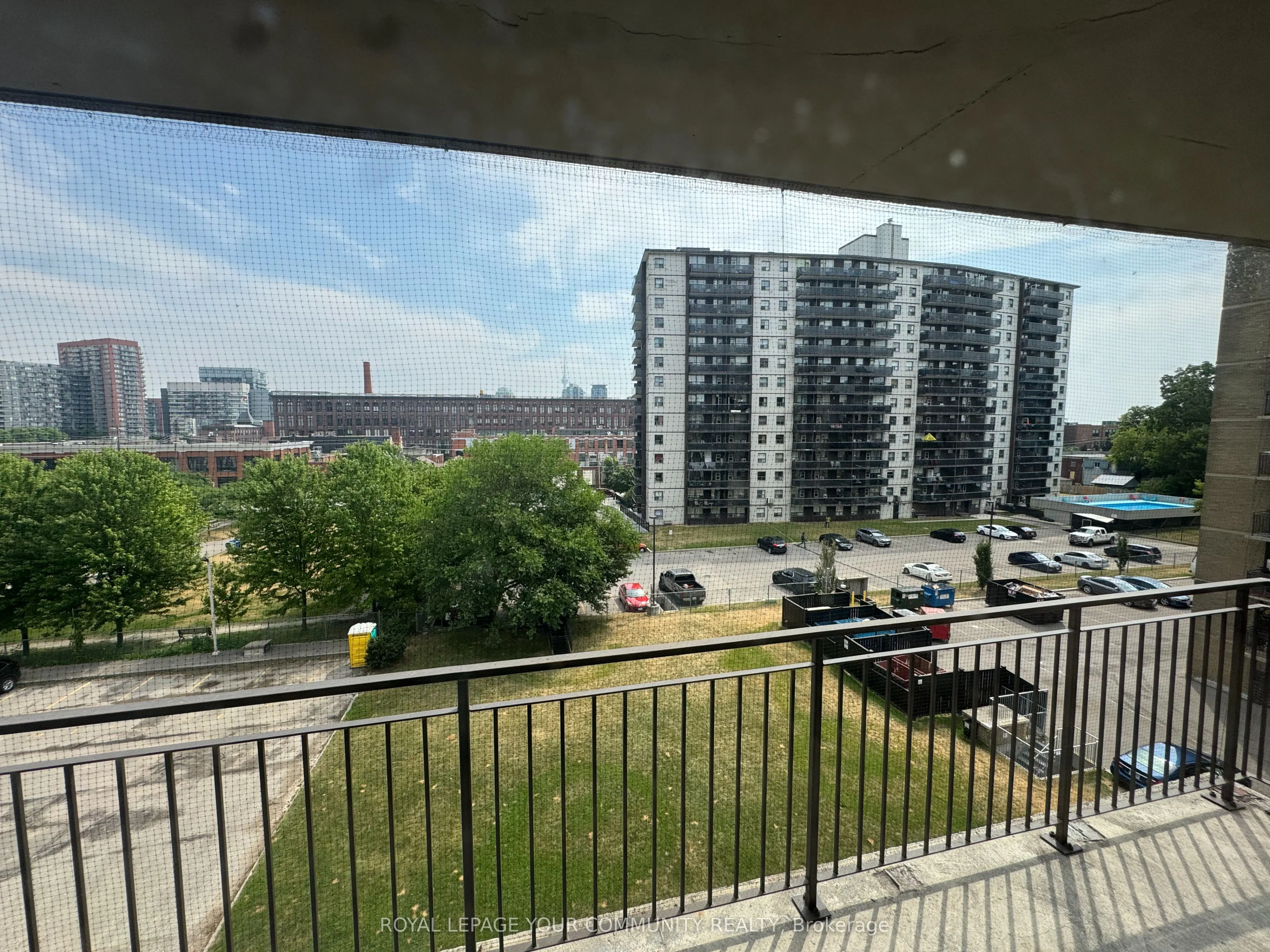 135 Tyndall Avenue, #0521