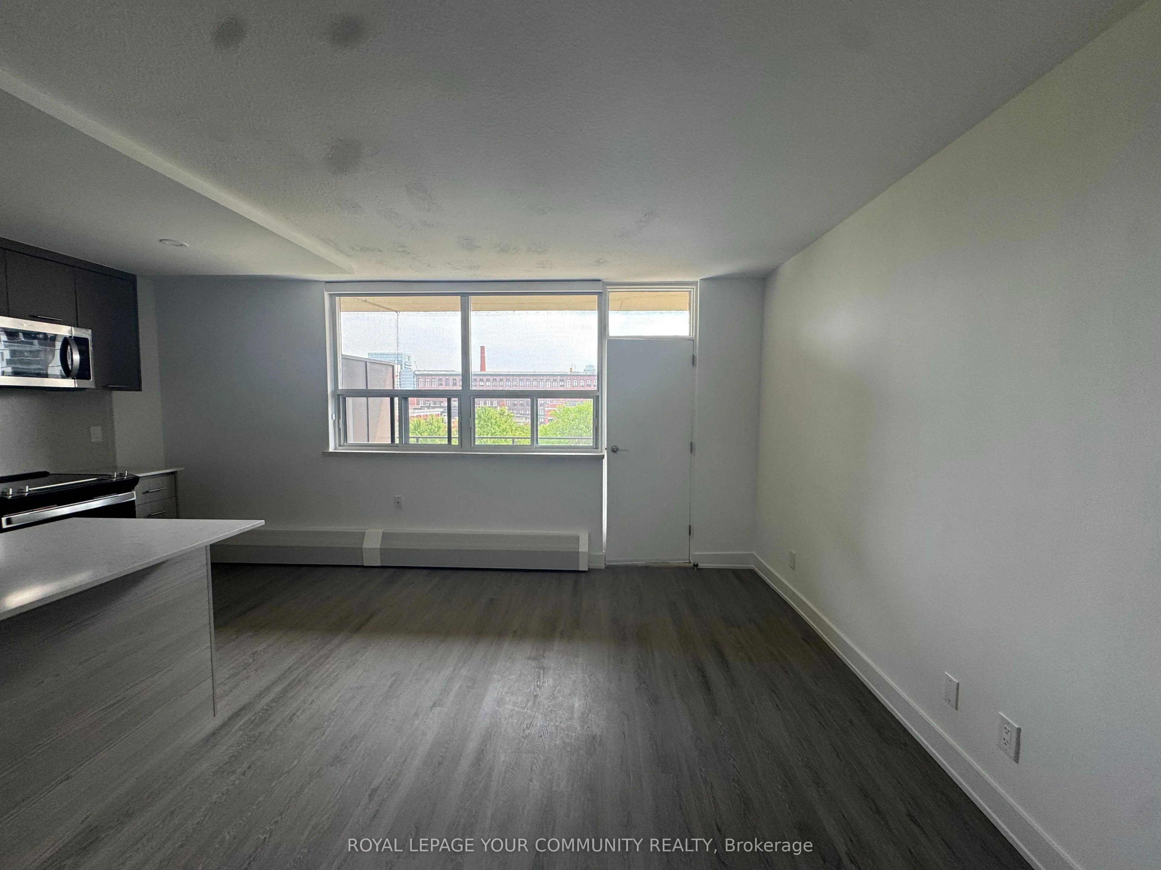 135 Tyndall Avenue, #0521