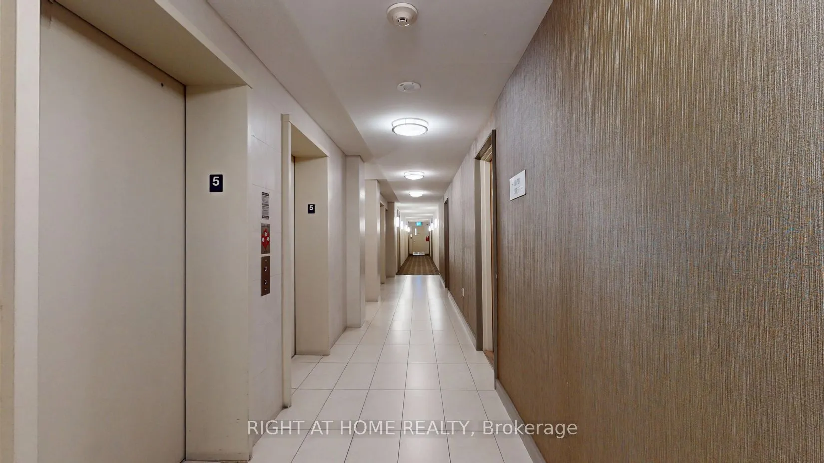 215 Queen Street E, #509
