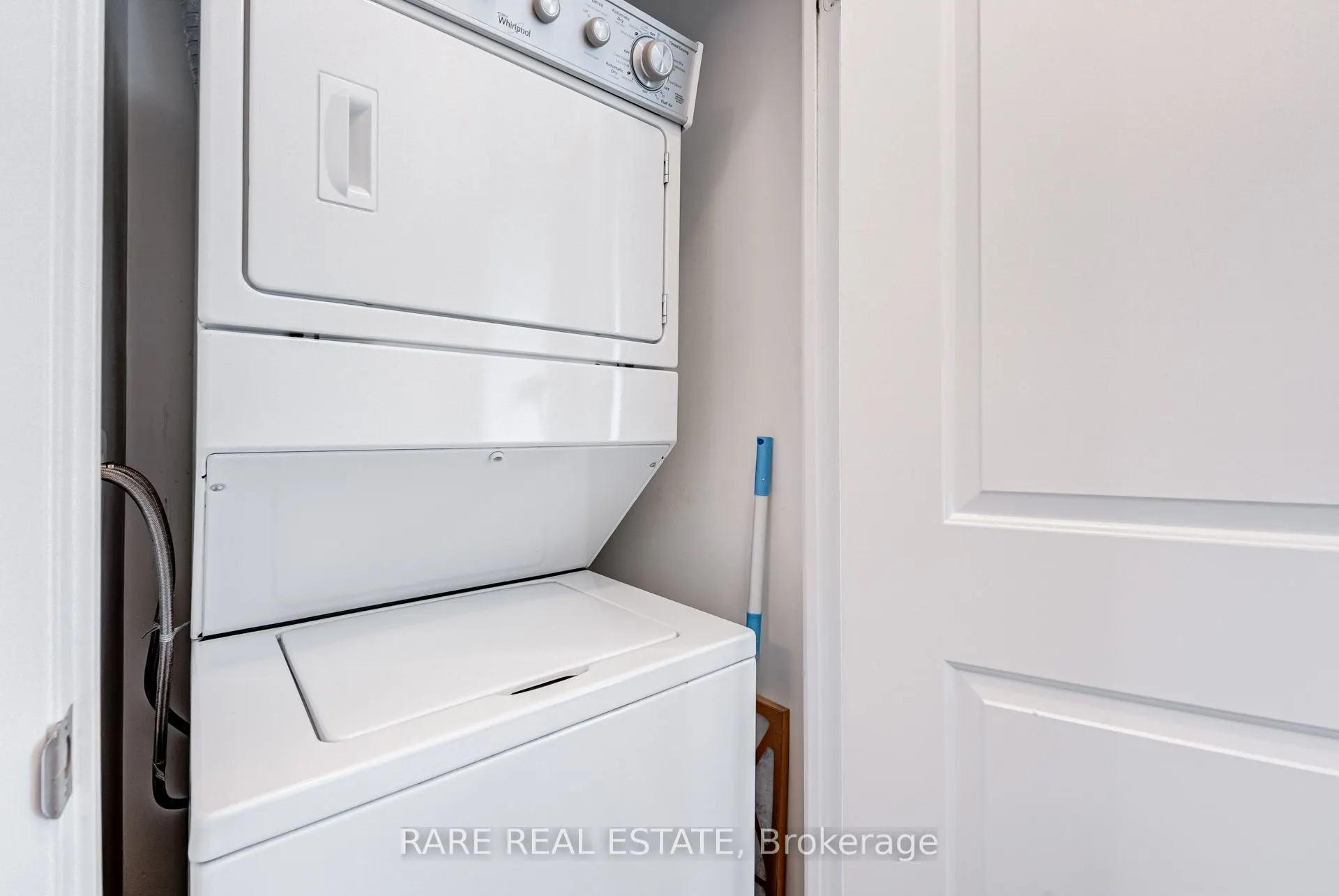 65 Speers Road, #1901