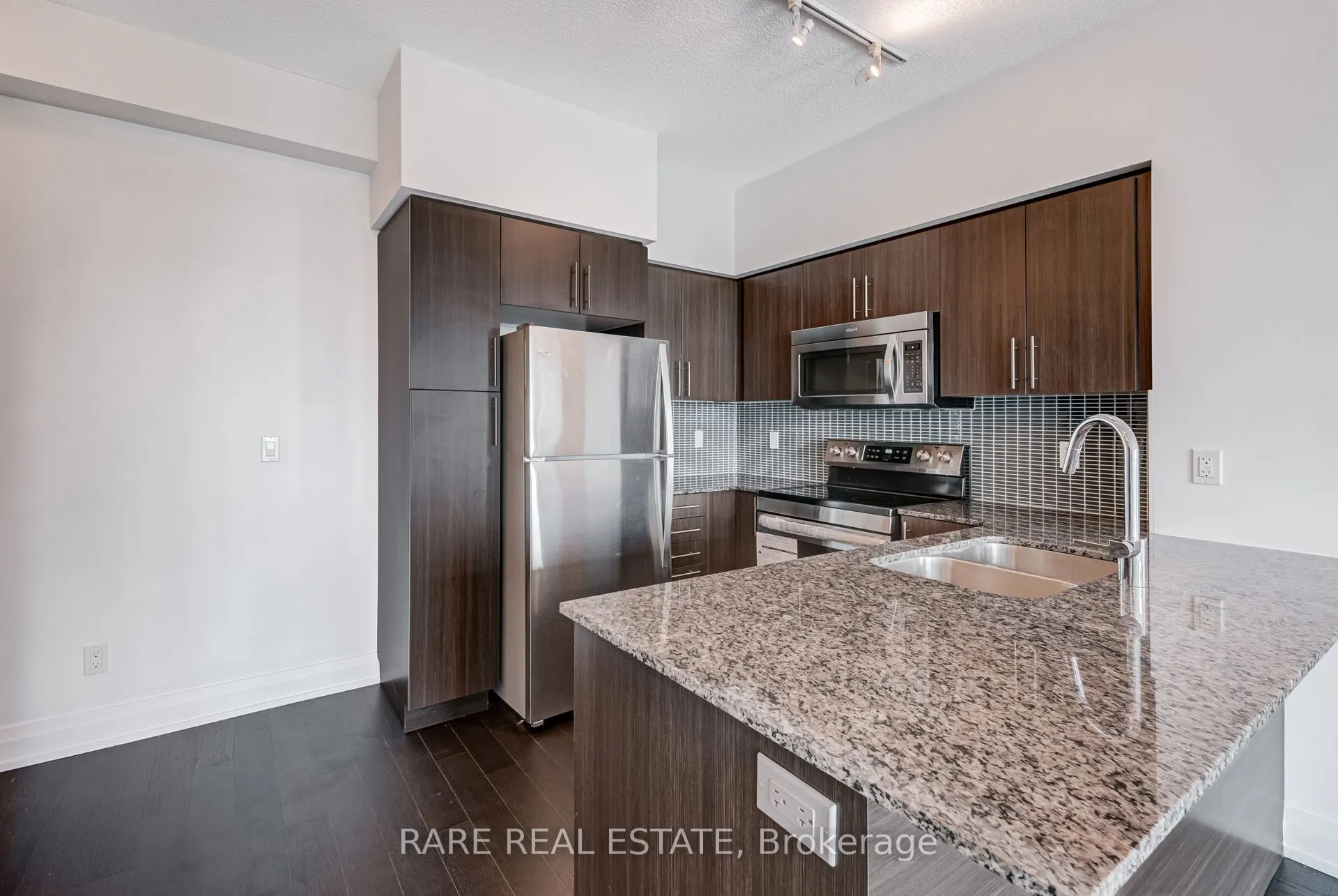 65 Speers Road, #1901