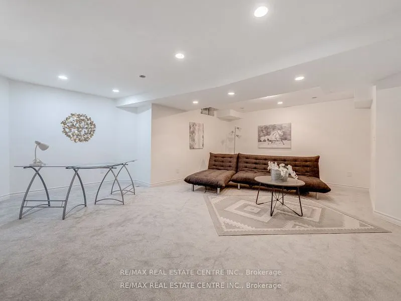 1306 Sandpiper Road