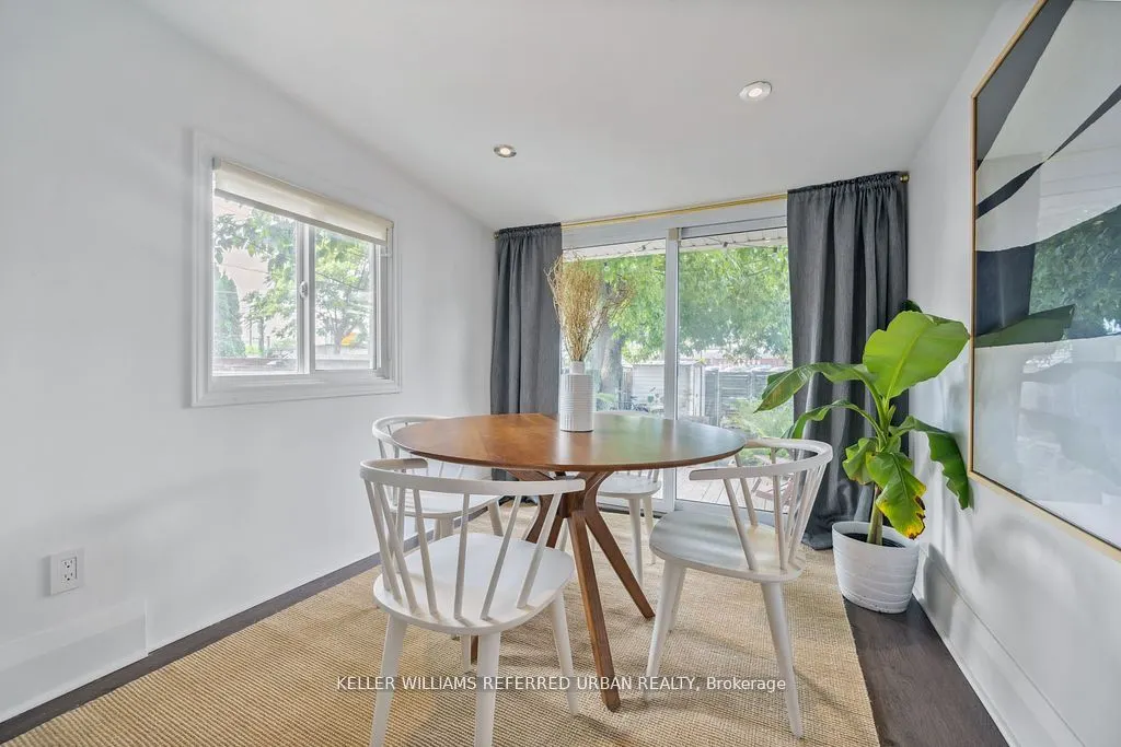 23 White Avenue, #Main