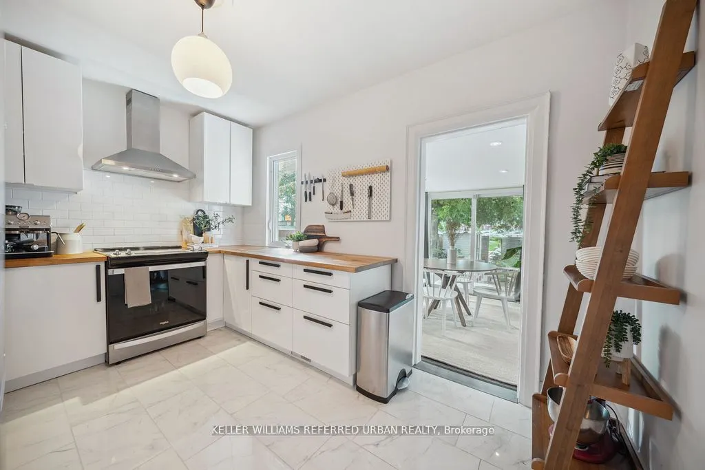 23 White Avenue, #Main