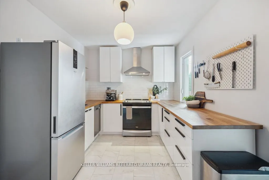 23 White Avenue, #Main