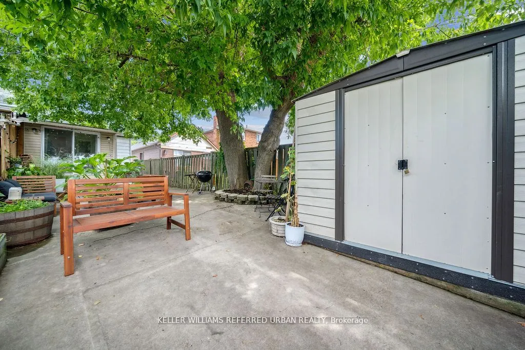 23 White Avenue, #Main