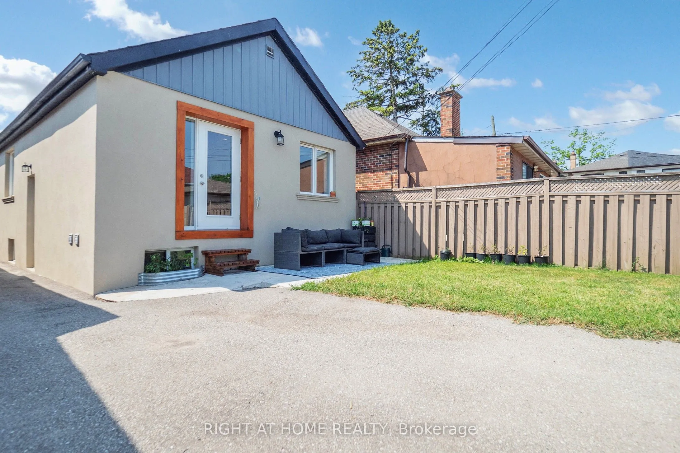 36 Juliet Crescent