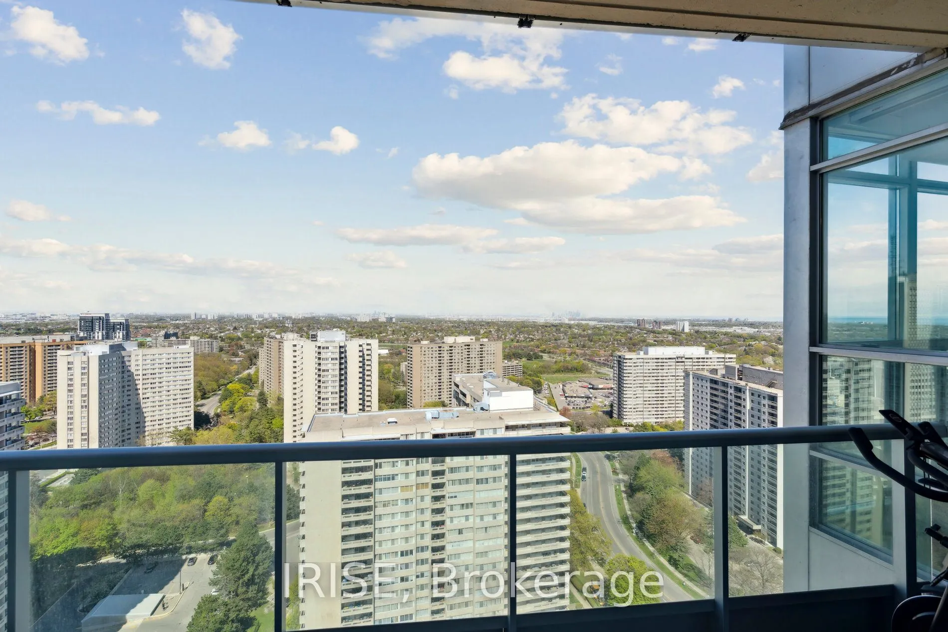 1 Elm Drive W, #2812