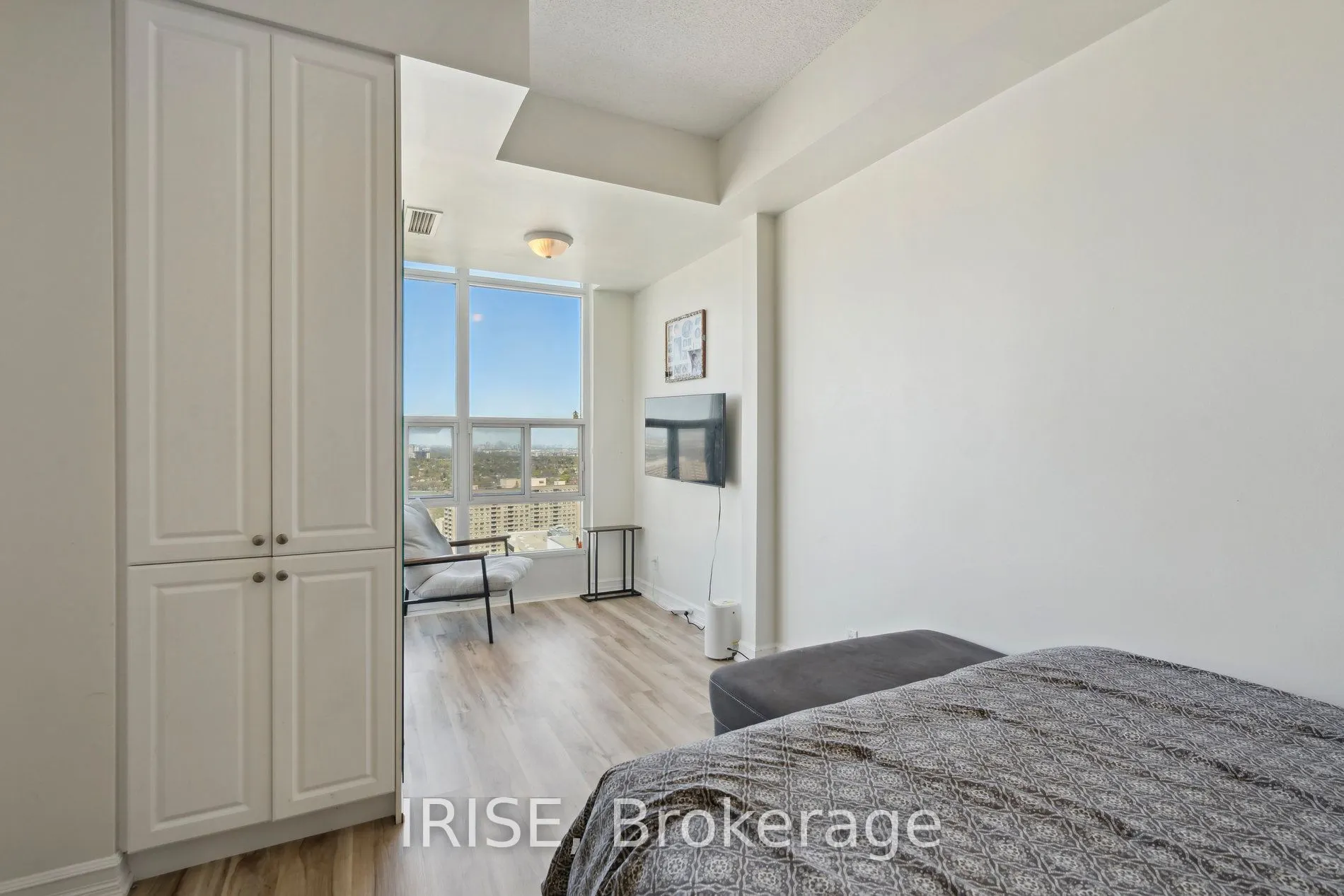 1 Elm Drive W, #2812