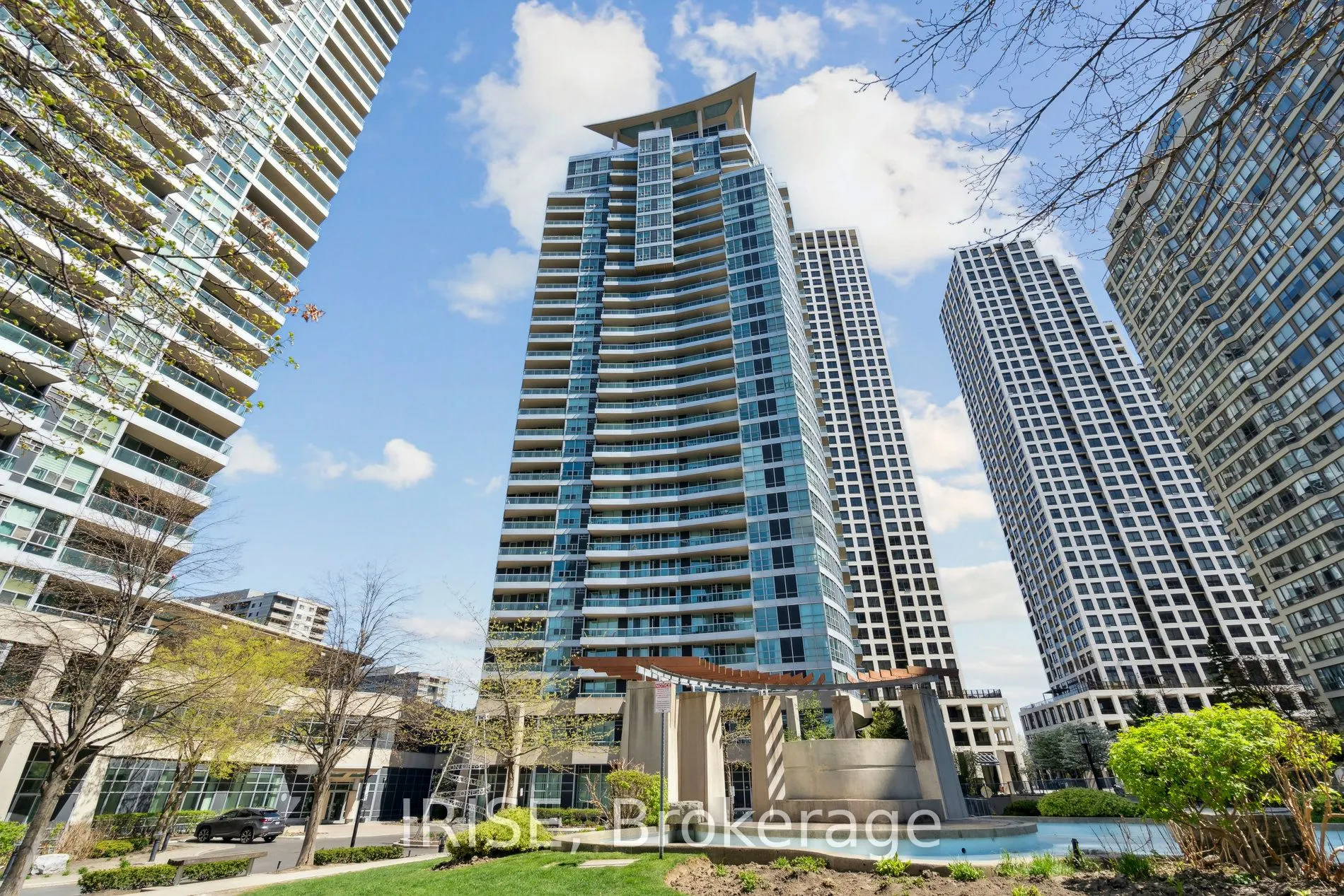 1 Elm Drive W, #2812