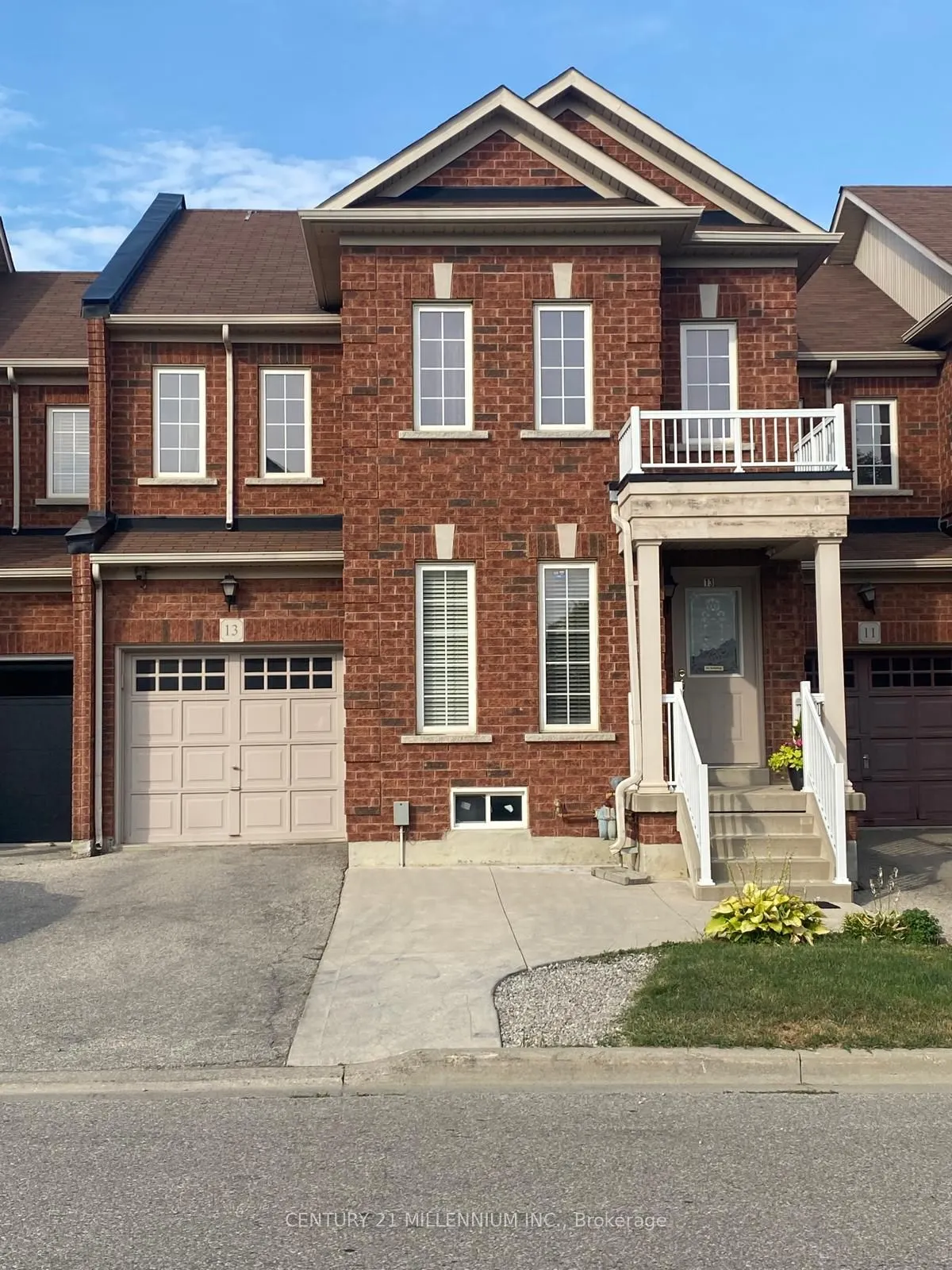 13 Coolwater Drive