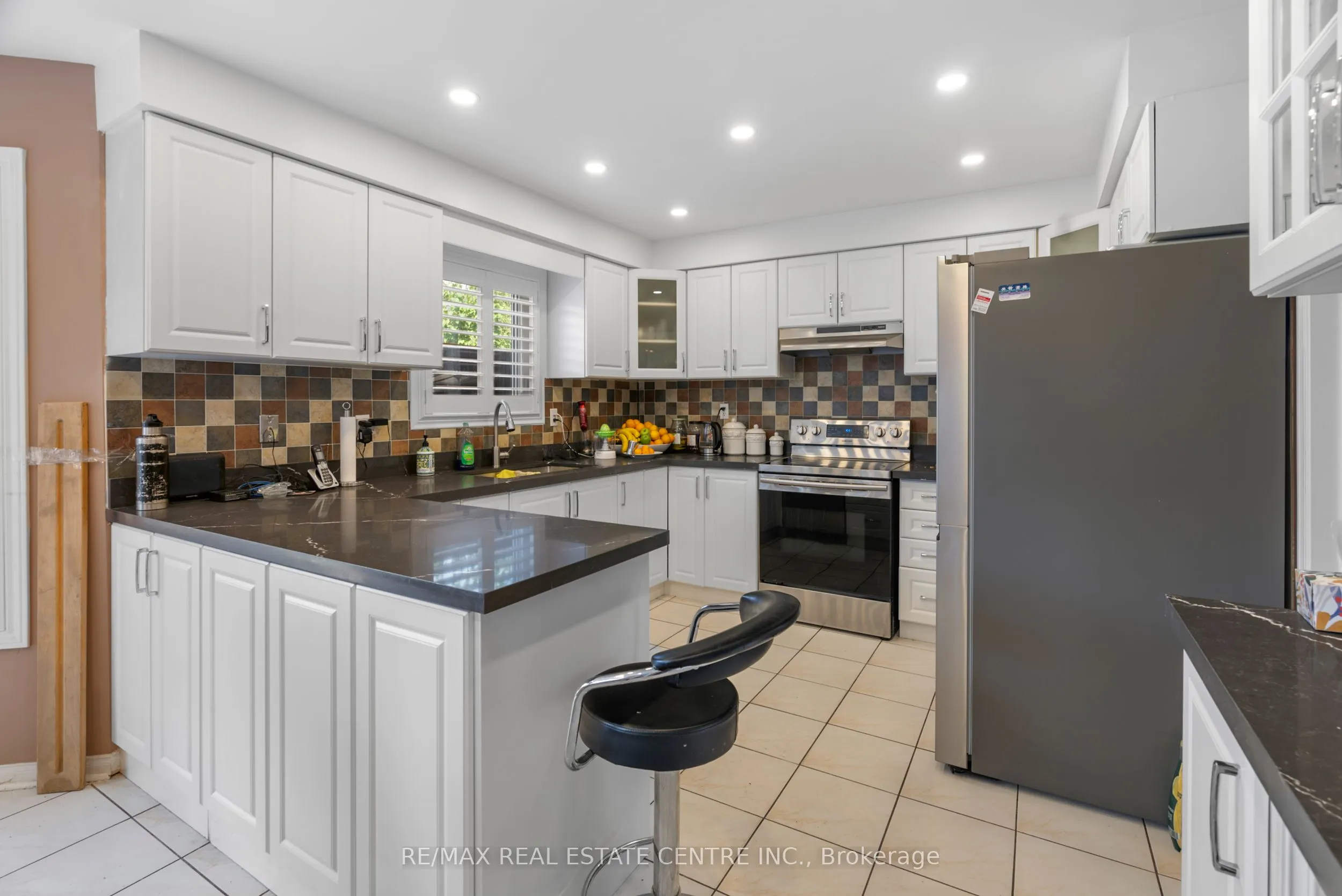 6672 Lisgar Drive