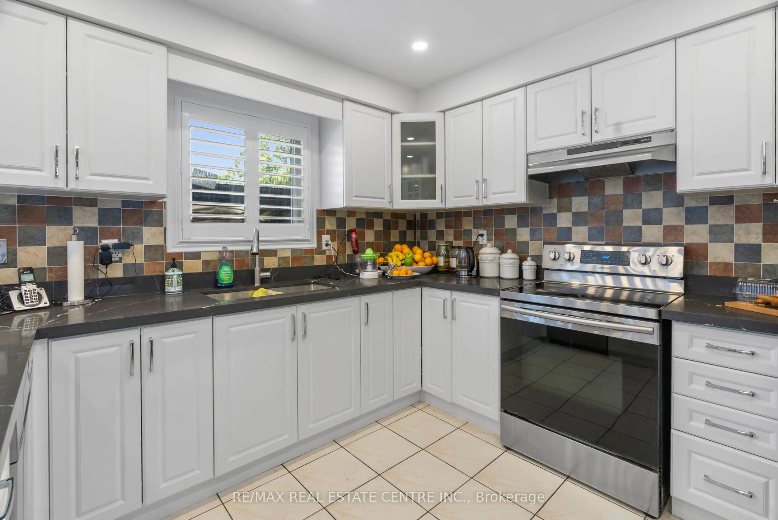 6672 Lisgar Drive