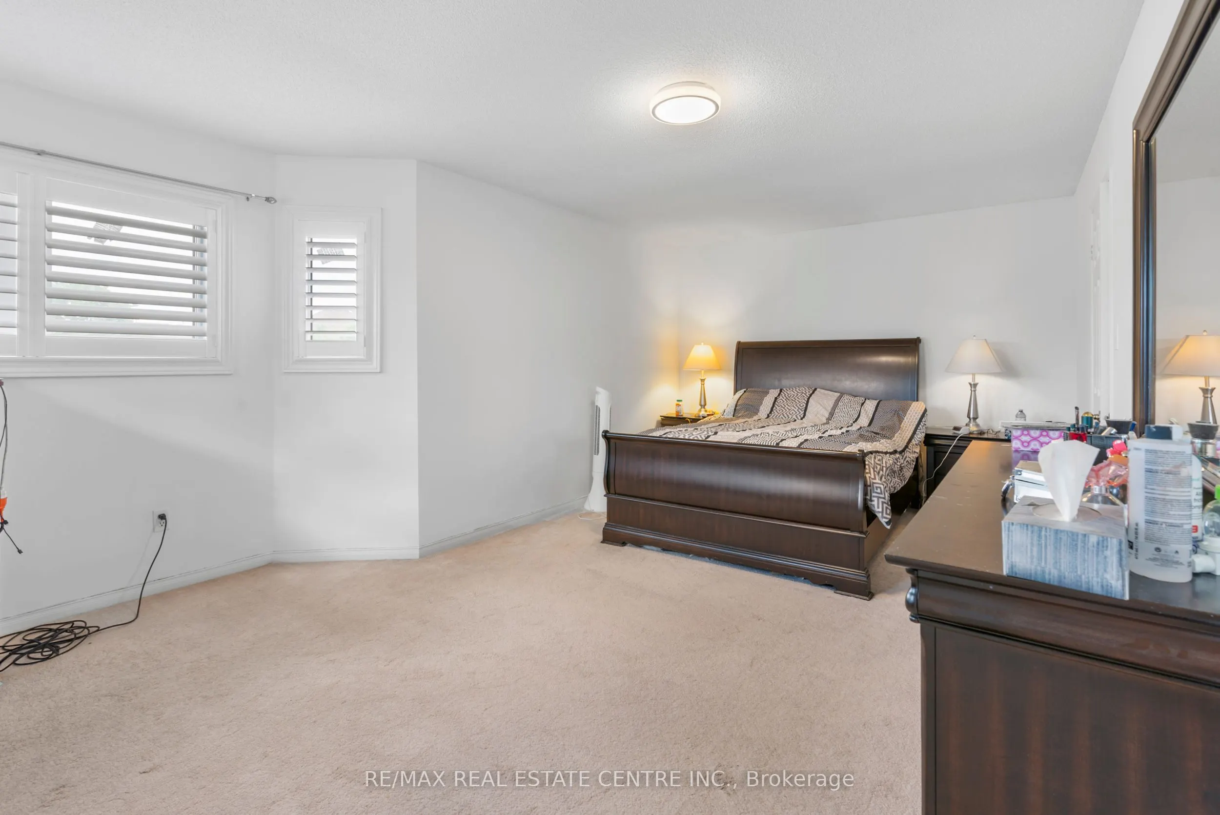 6672 Lisgar Drive