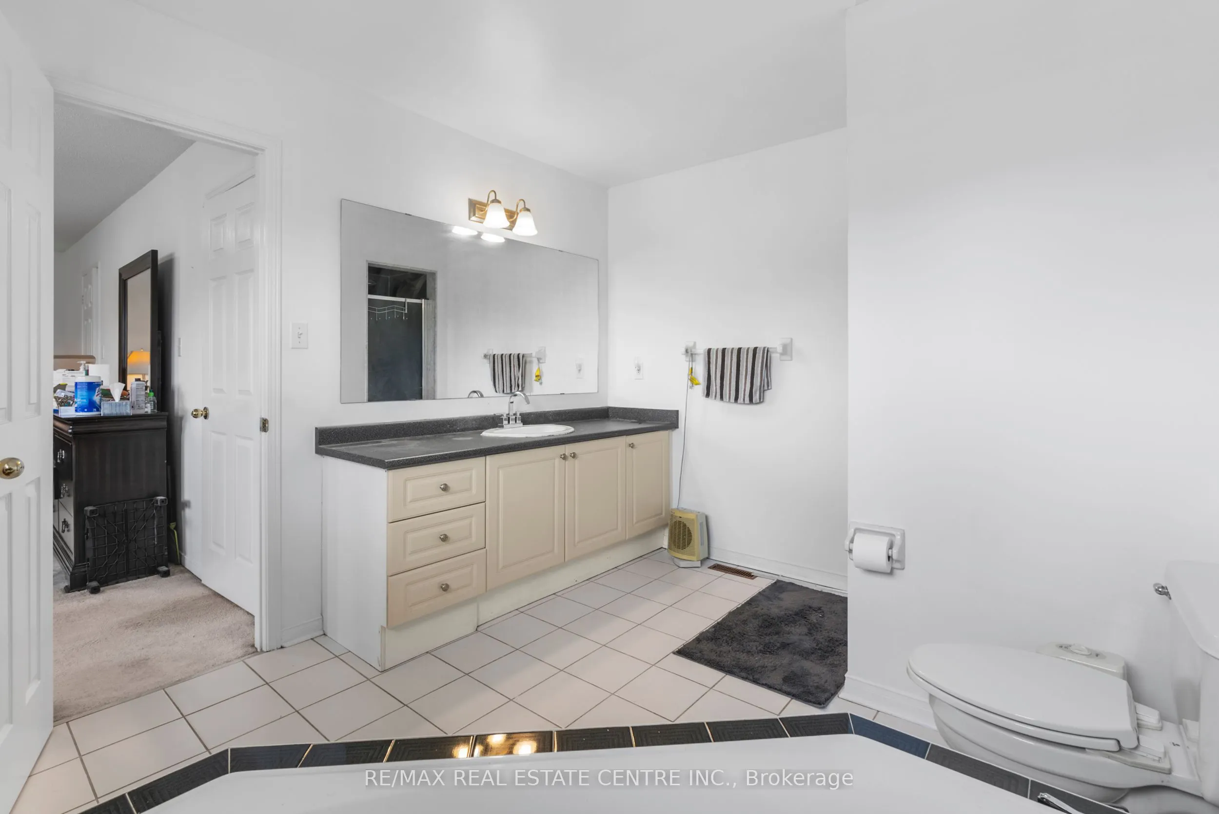 6672 Lisgar Drive