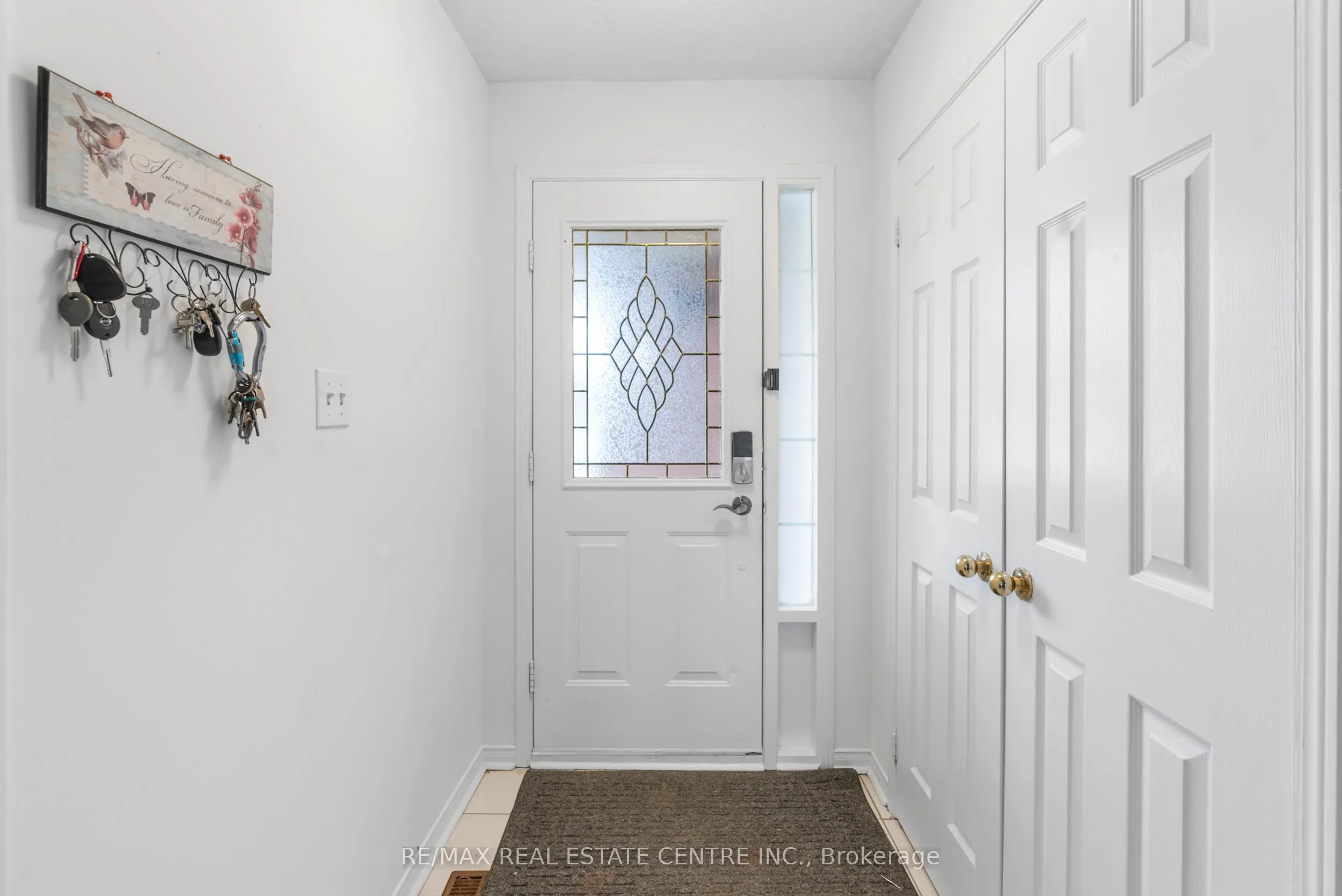 6672 Lisgar Drive