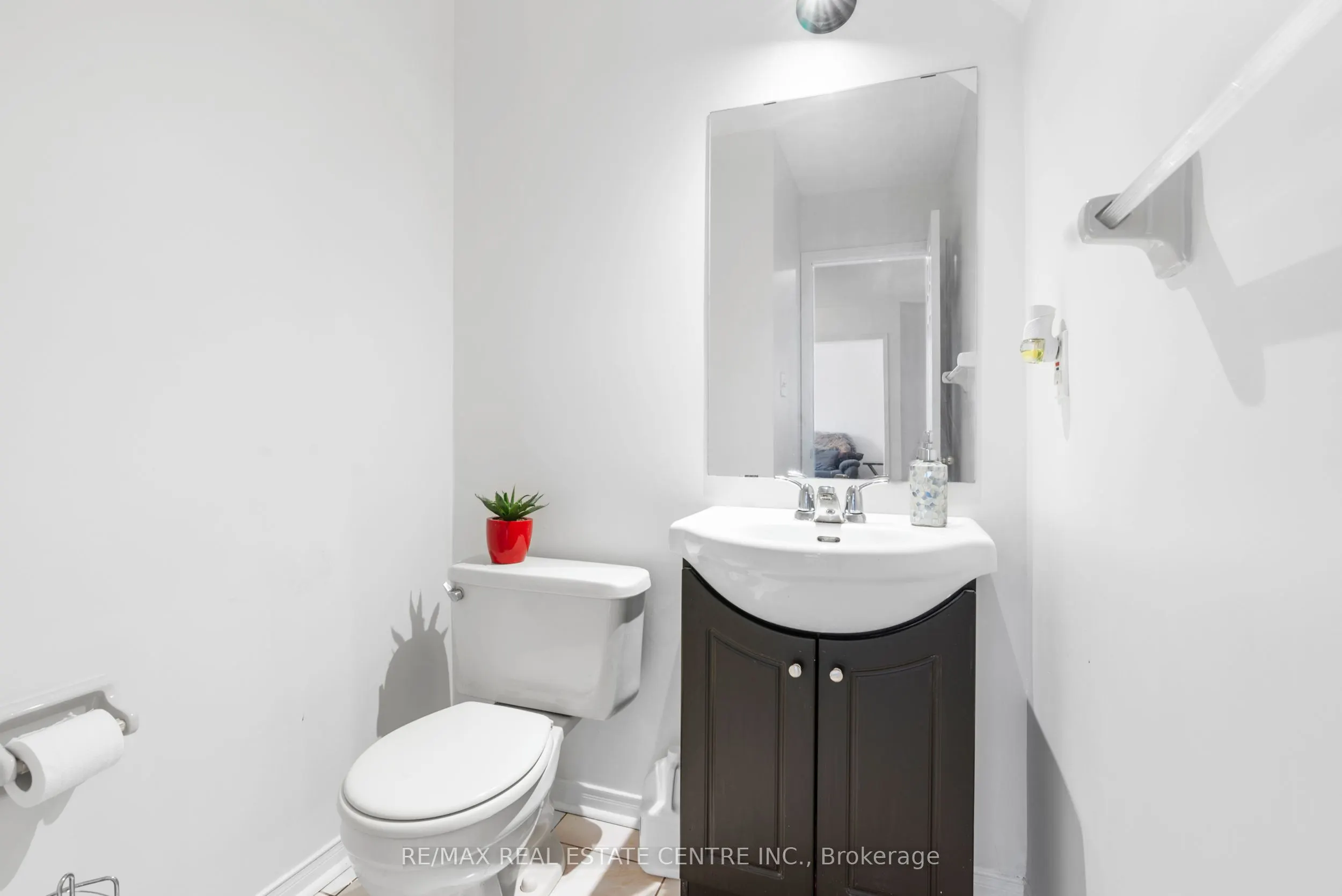 6672 Lisgar Drive