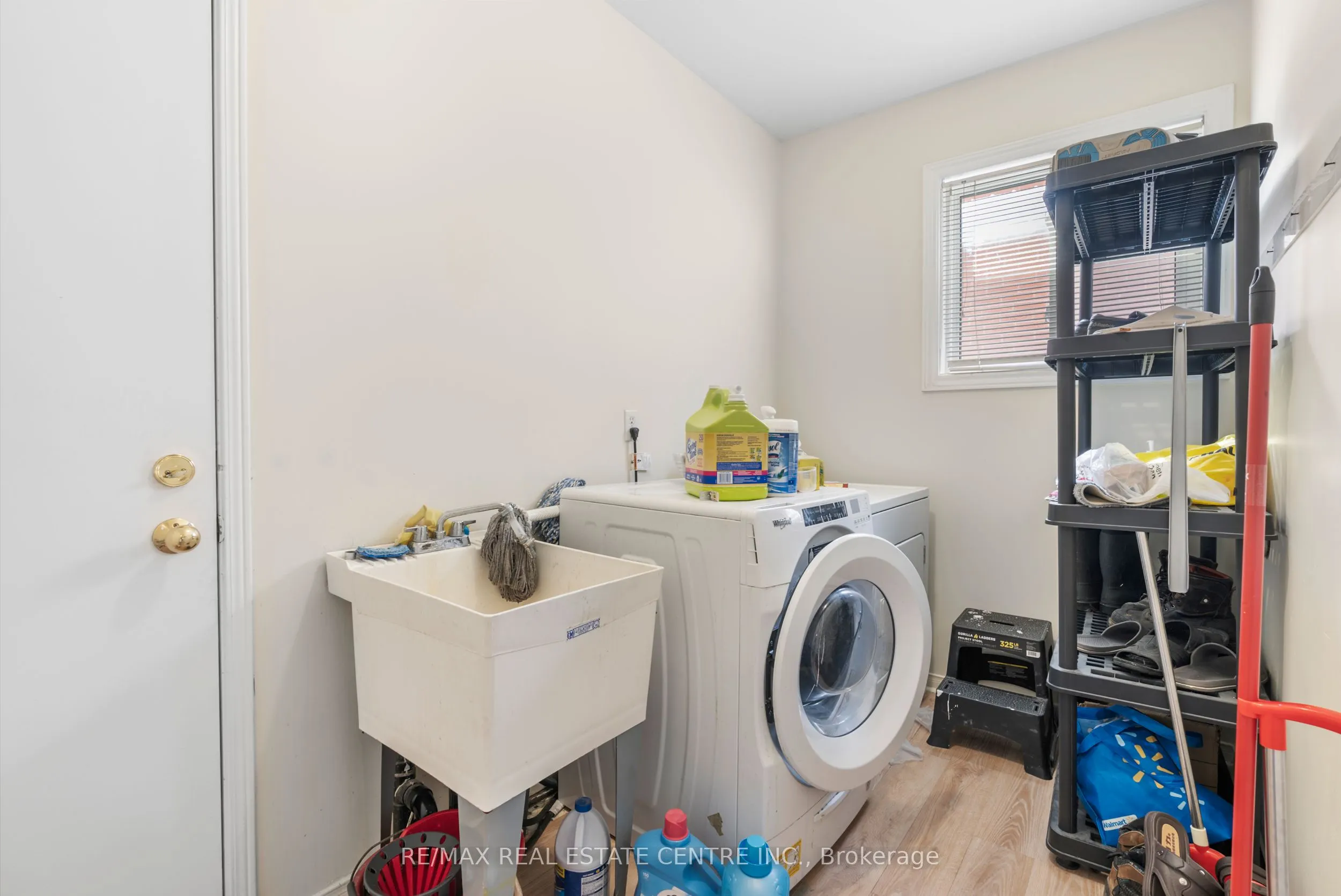 6672 Lisgar Drive
