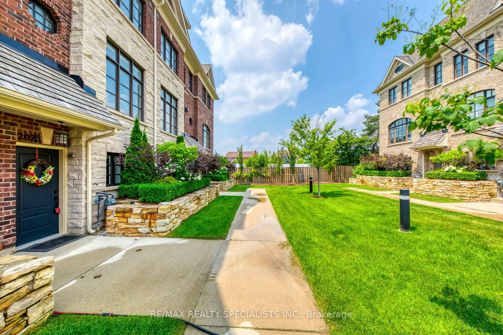 2025 Queensborough Gate, #24