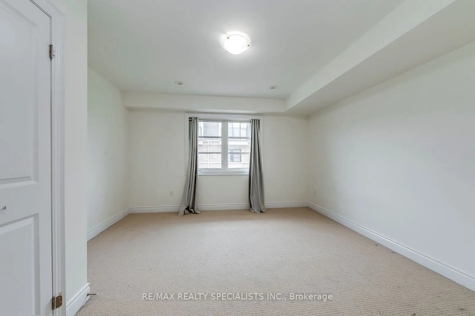 2025 Queensborough Gate, #24