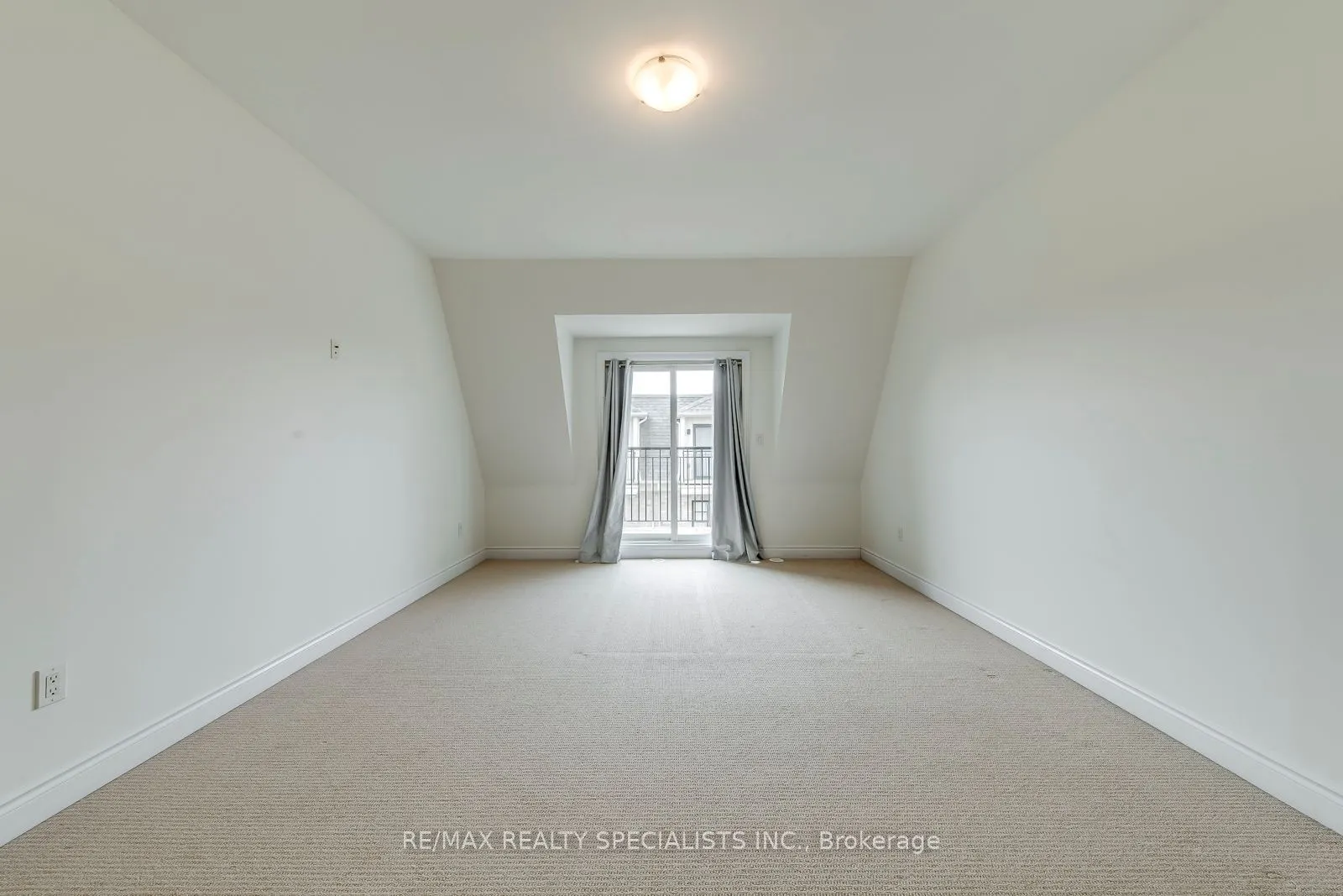 2025 Queensborough Gate, #24